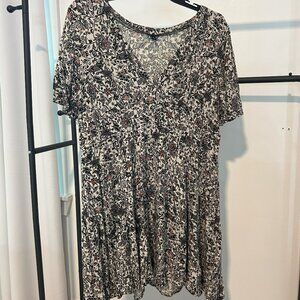 Torid Black and White Floral Dress